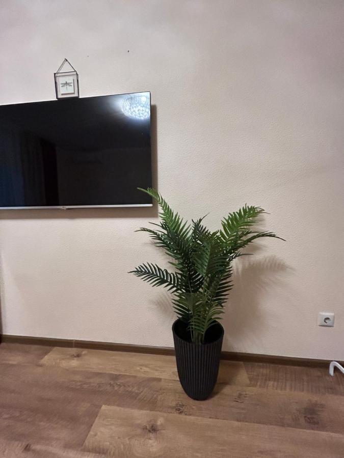 1 поверх ж к паркові озера метро дарниця Apartment *